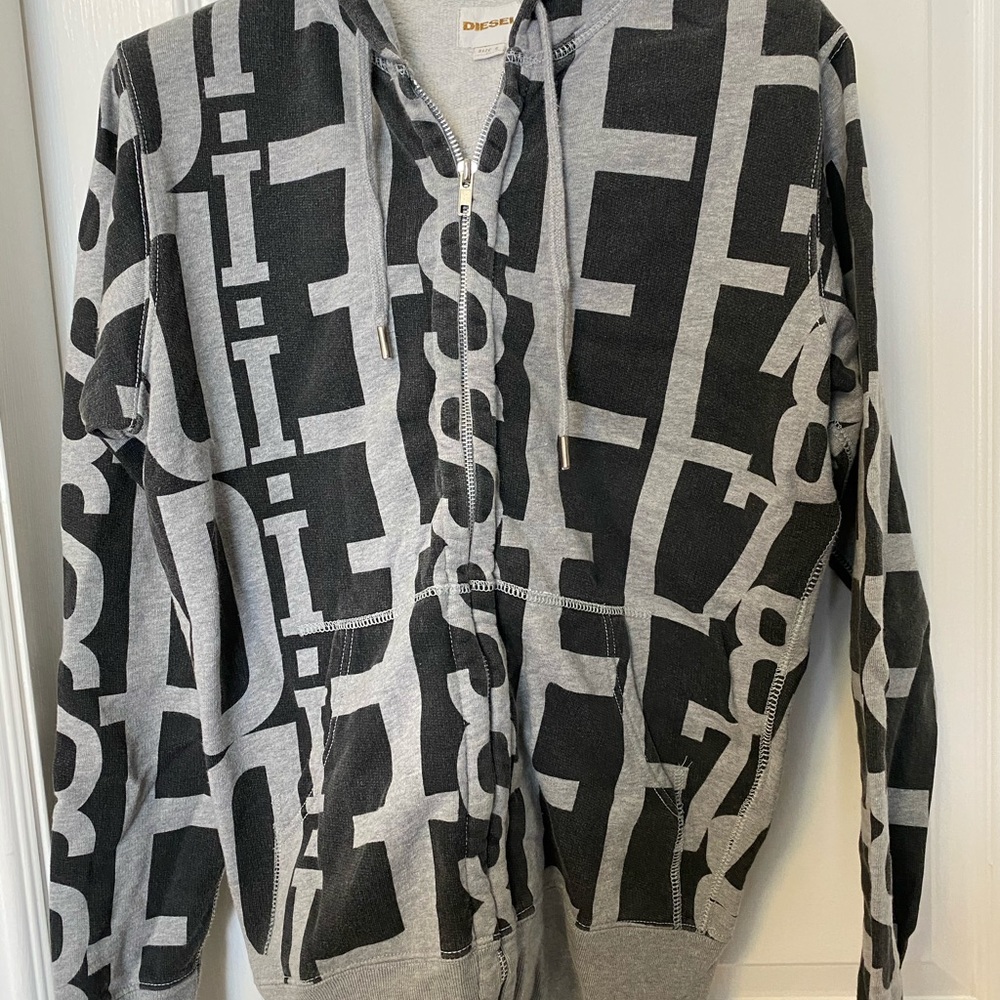 Diesel zip up